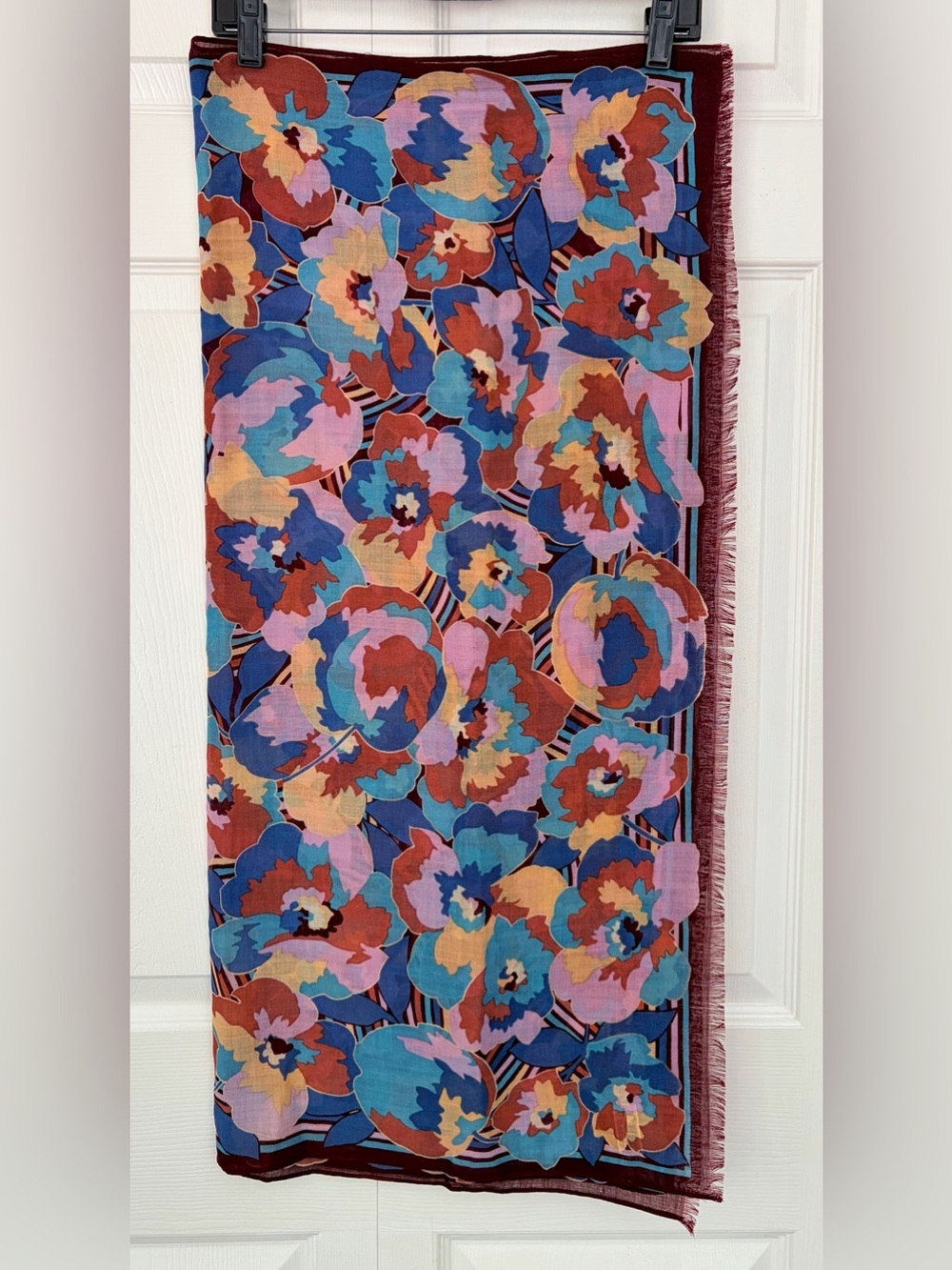 Echo Scarf Wrap Oblong 100% Wool Floral New